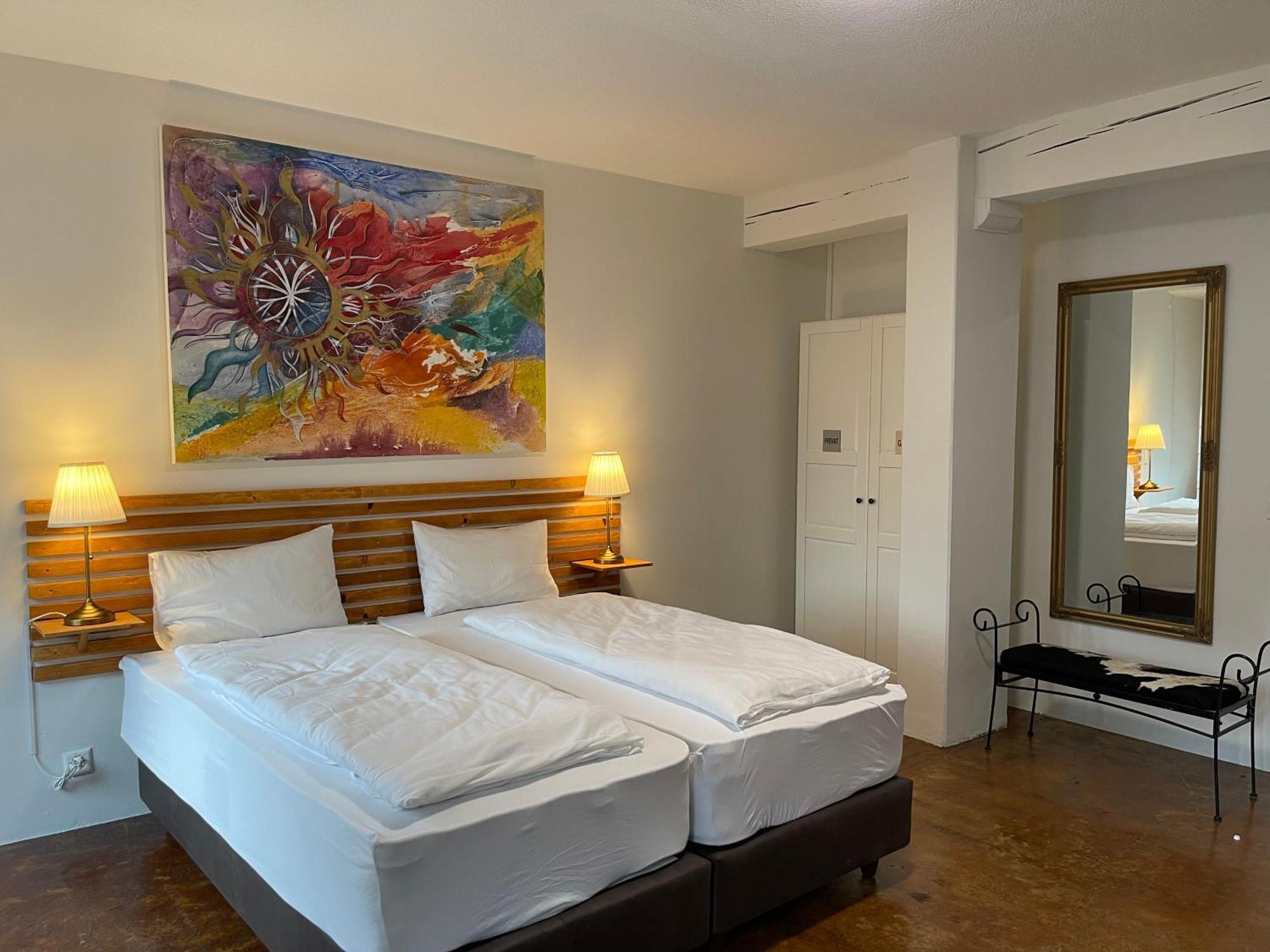 Hotel Swiss Bellevue Aathal Seegraben Bagian luar foto