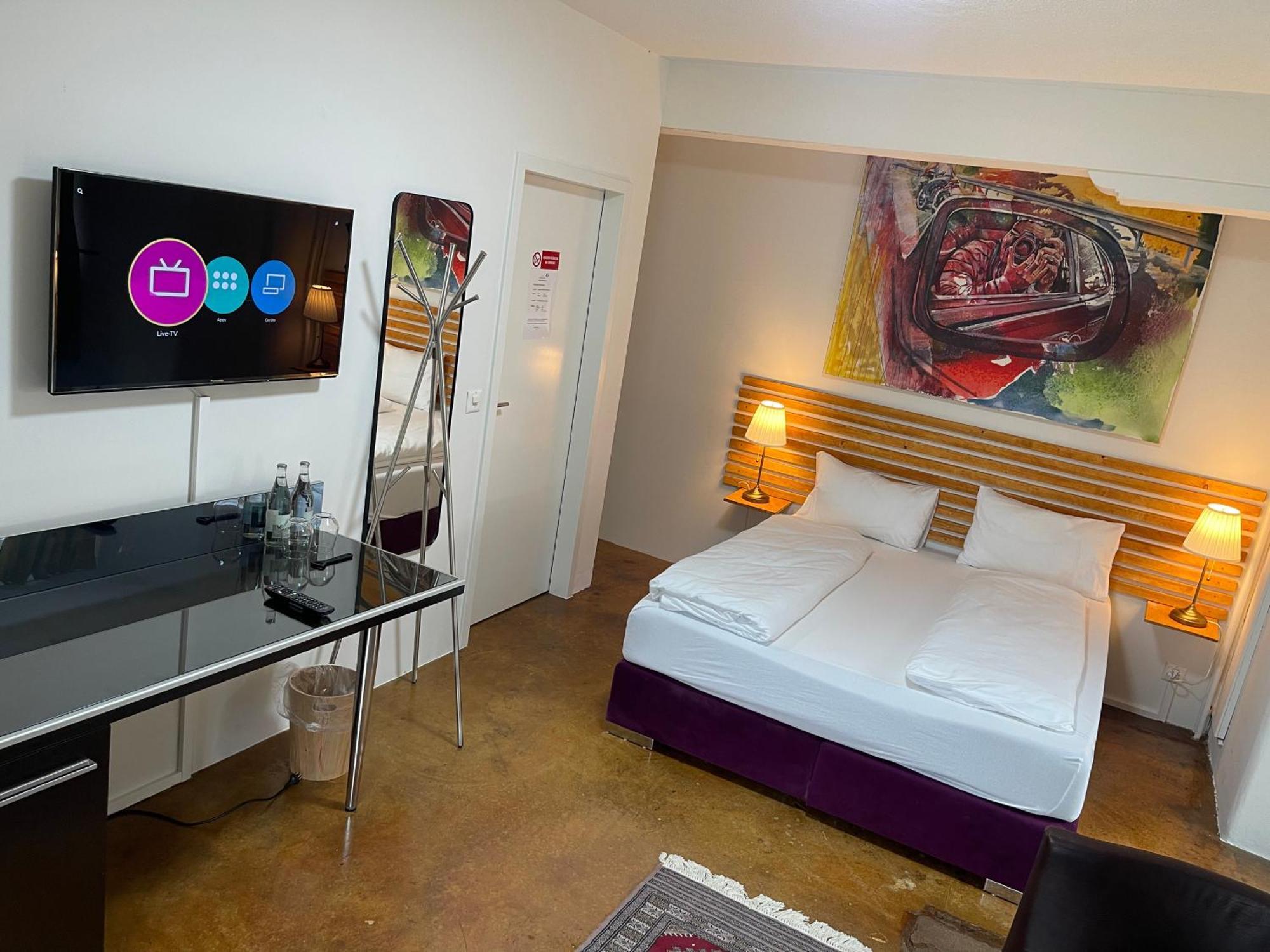 Hotel Swiss Bellevue Aathal Seegraben Bagian luar foto