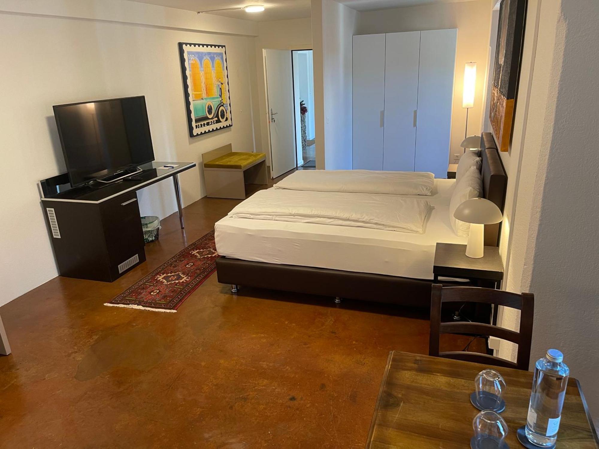 Hotel Swiss Bellevue Aathal Seegraben Bagian luar foto